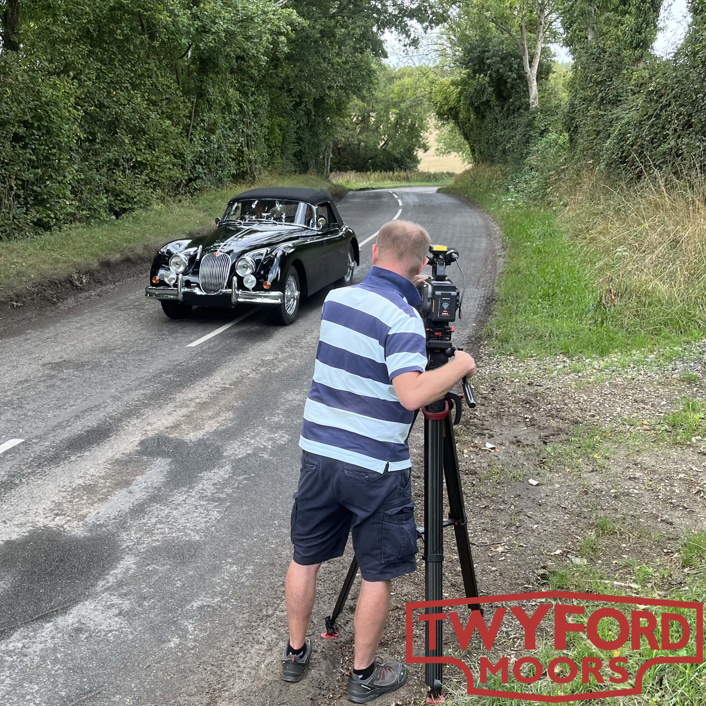 Salvage Hunters Restorers visit Twyford Moors